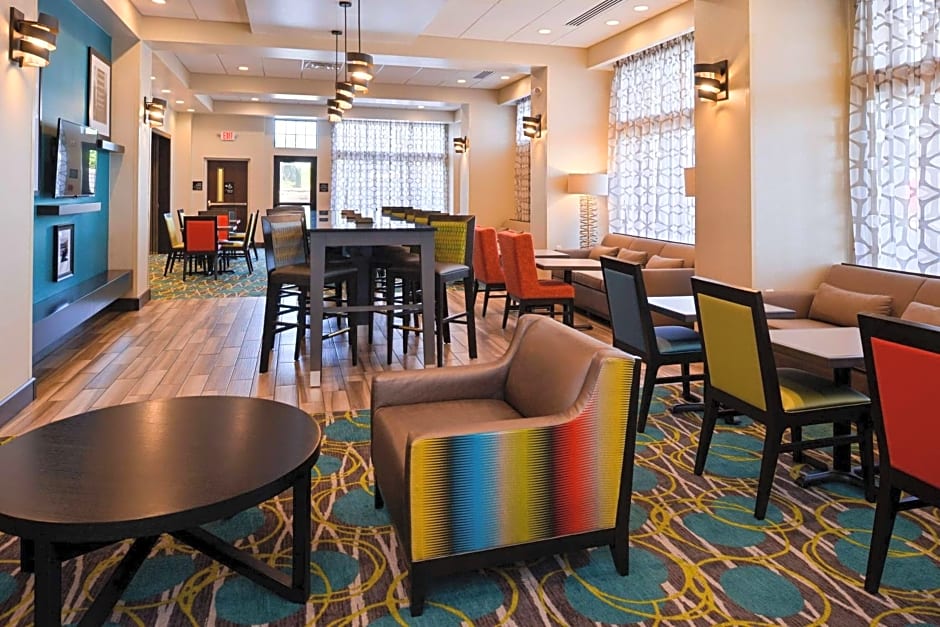 Hampton Inn By Hilton Pittsburgh/ Wexford Sewickley, PA