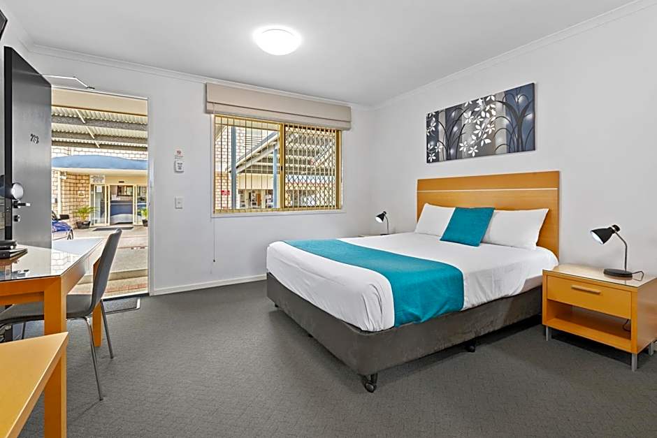 Browns Plains Motor Inn