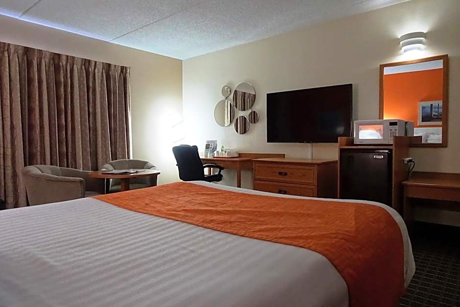 Howard Johnson by Wyndham Tillsonburg