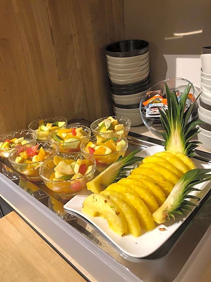 Logis Hôtel Restaurant Les Aubuns