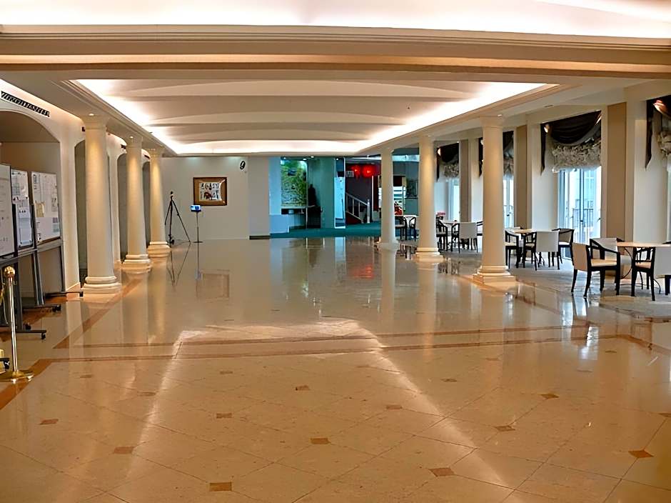 Yataro Hotel