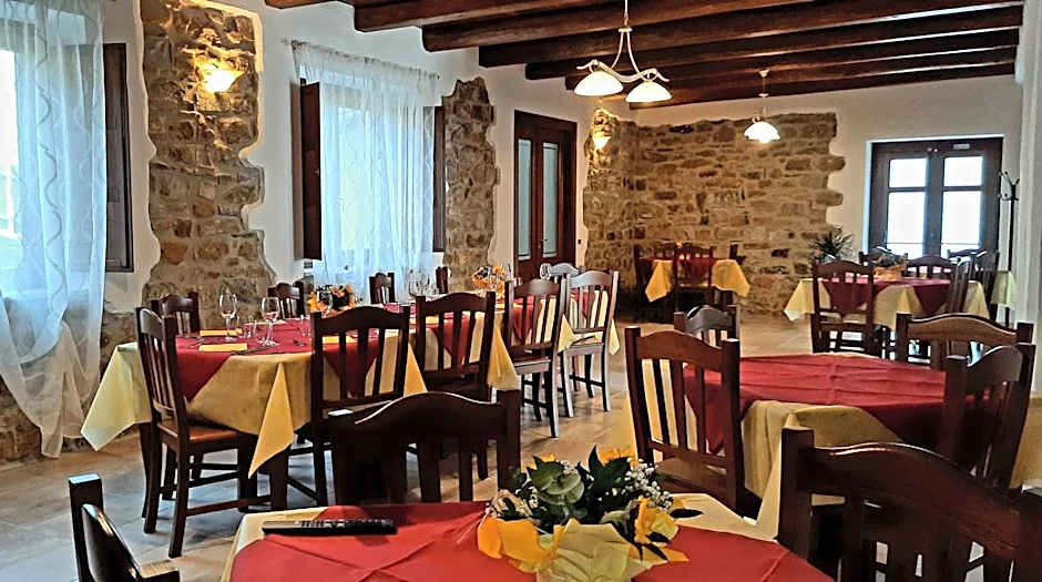 Pietra del Colle Agriturismo