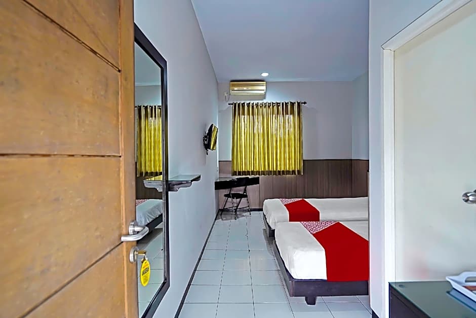 OYO 91710 Hotel Anugerah
