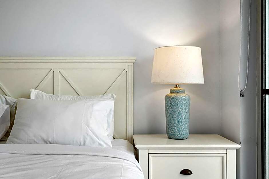 Sunrise Cove Holiday Apartments