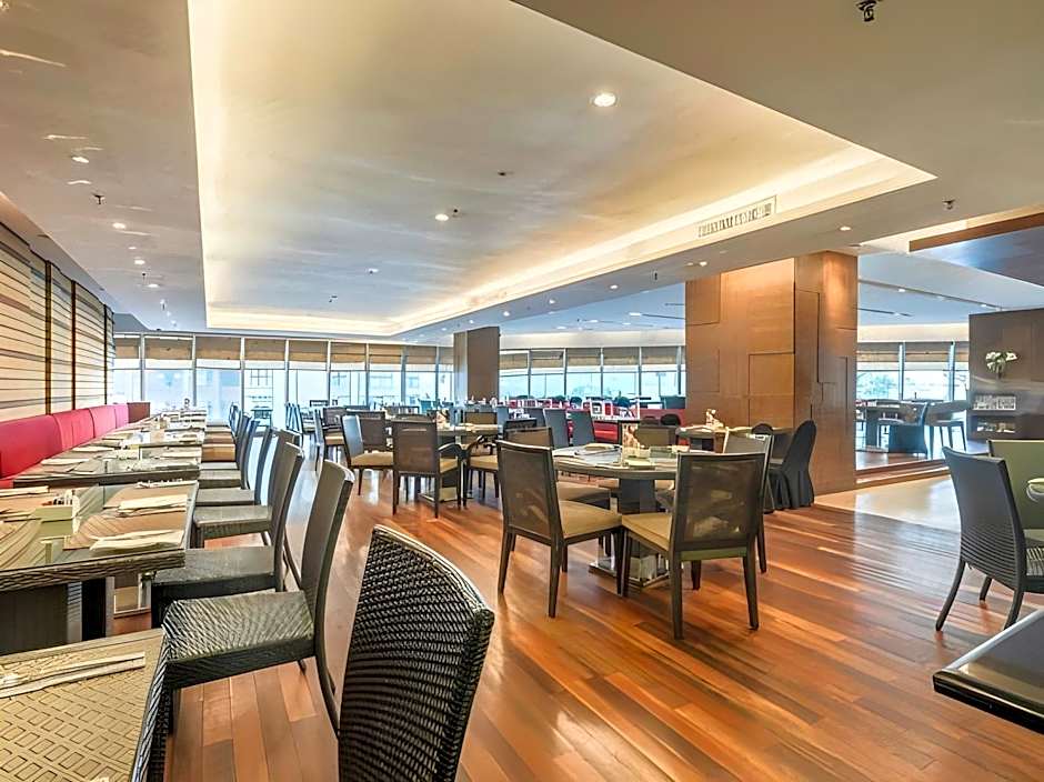 Puteri Wing - Riverside Majestic Hotel