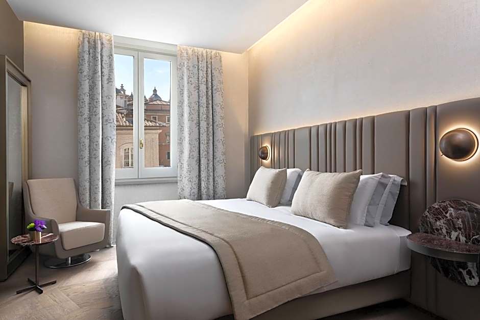 The Pantheon Iconic Rome Hotel, Autograph Collection by Marriott