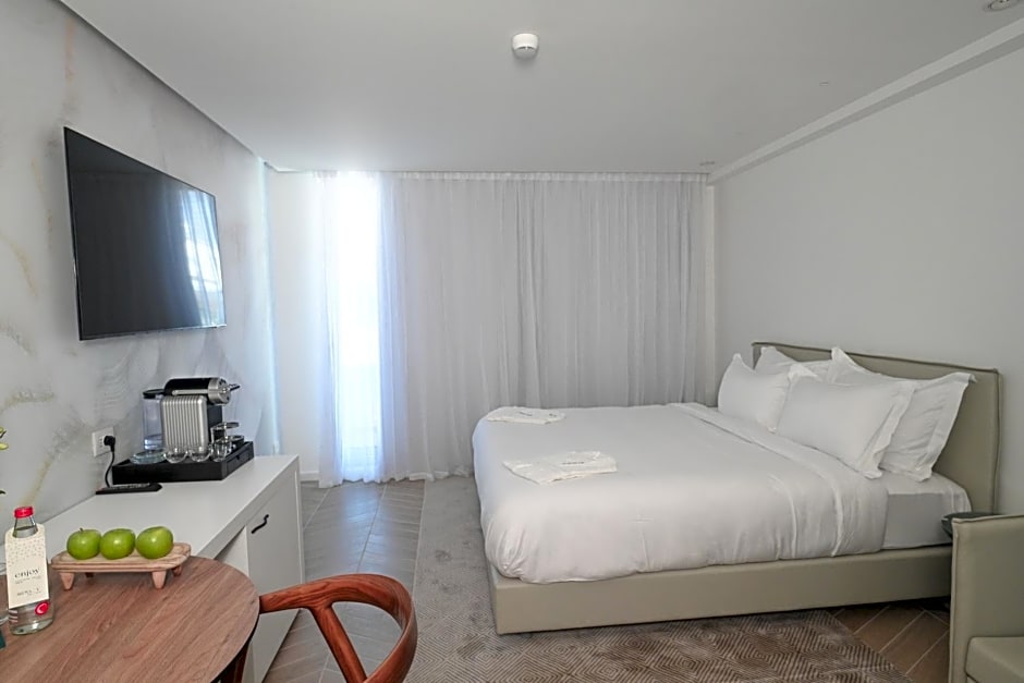AKOYA HOTEL