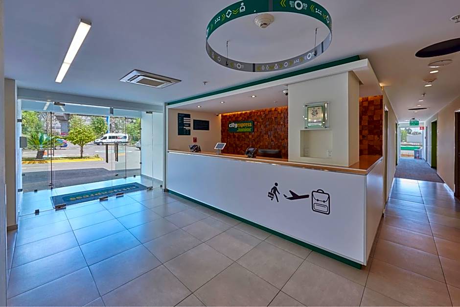City Express Junior by Marriott Puebla FINSA
