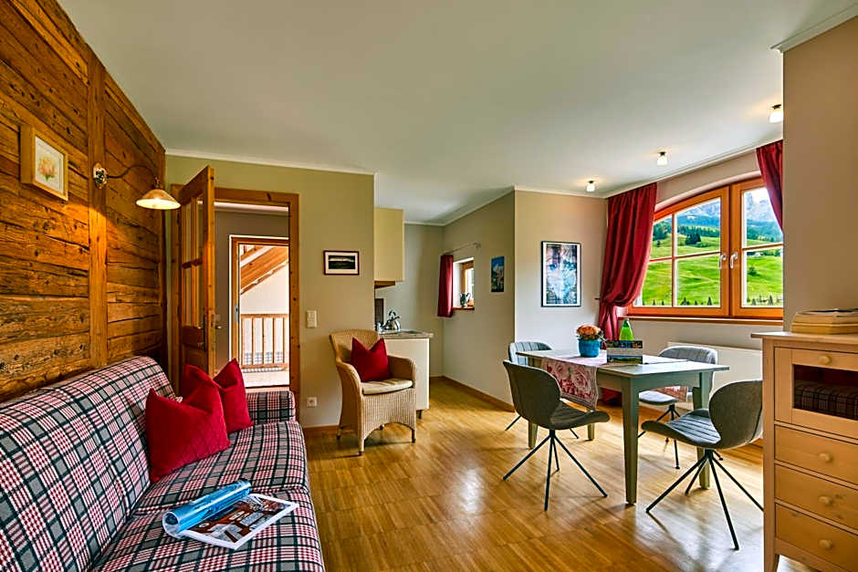 Appartamenti La Sajun & Les Viles