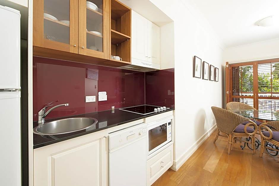 Mantra on the Inlet Port Douglas