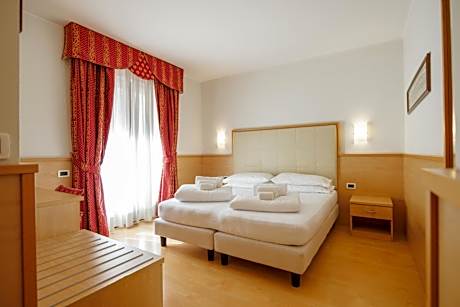 Classic Double or Twin Room