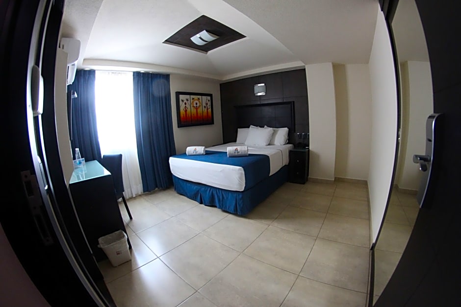 Hotel Portonovo Plaza Malecón