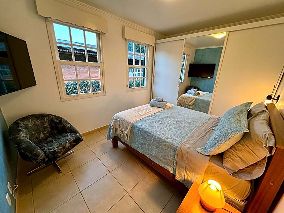 Apartamento com piscina em Olaria