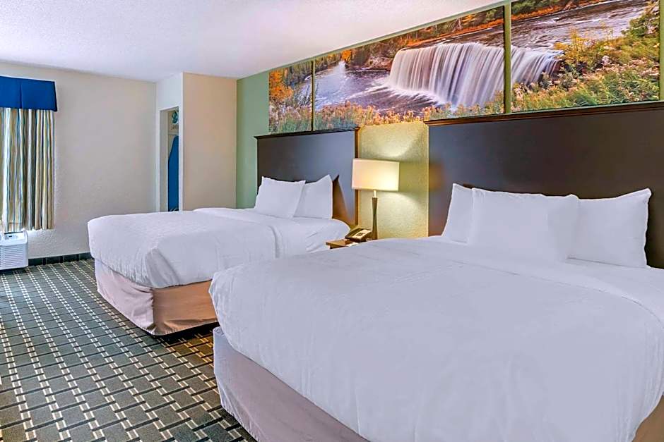 Clarion Pointe Jasper