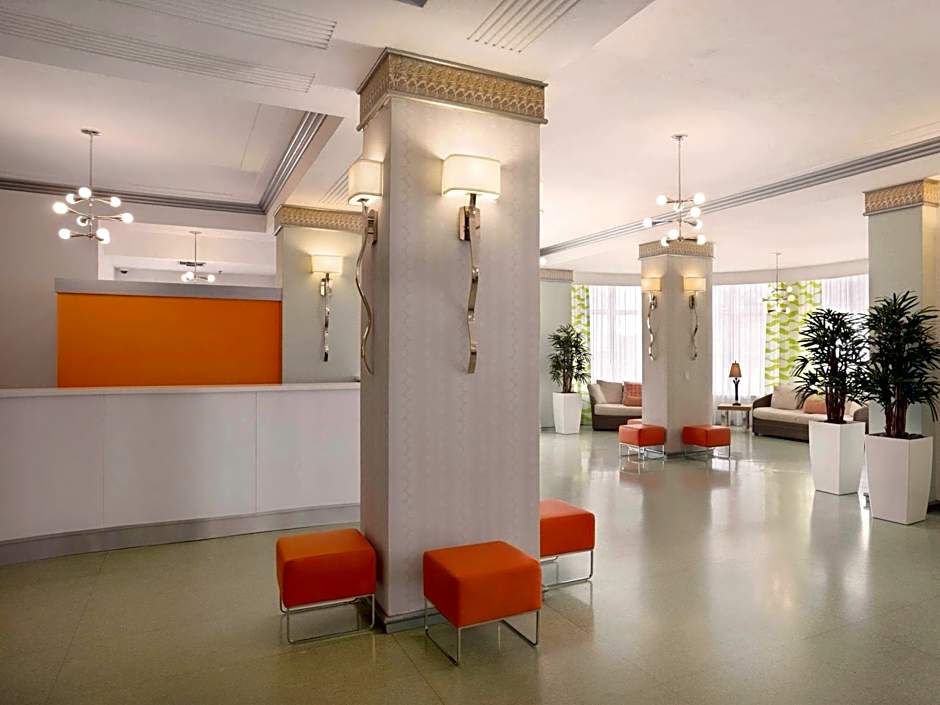 BROADMORE MIAMI BEACH