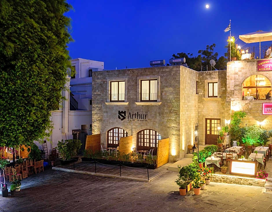 Arthur Suites in Old Town