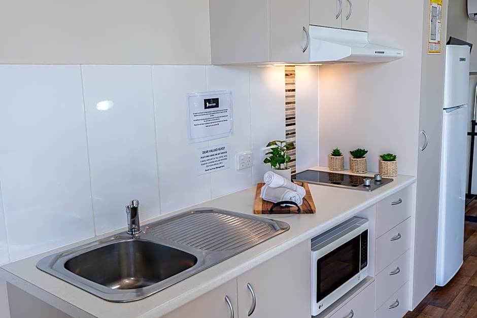 Tasman Holiday Parks - Rollingstone