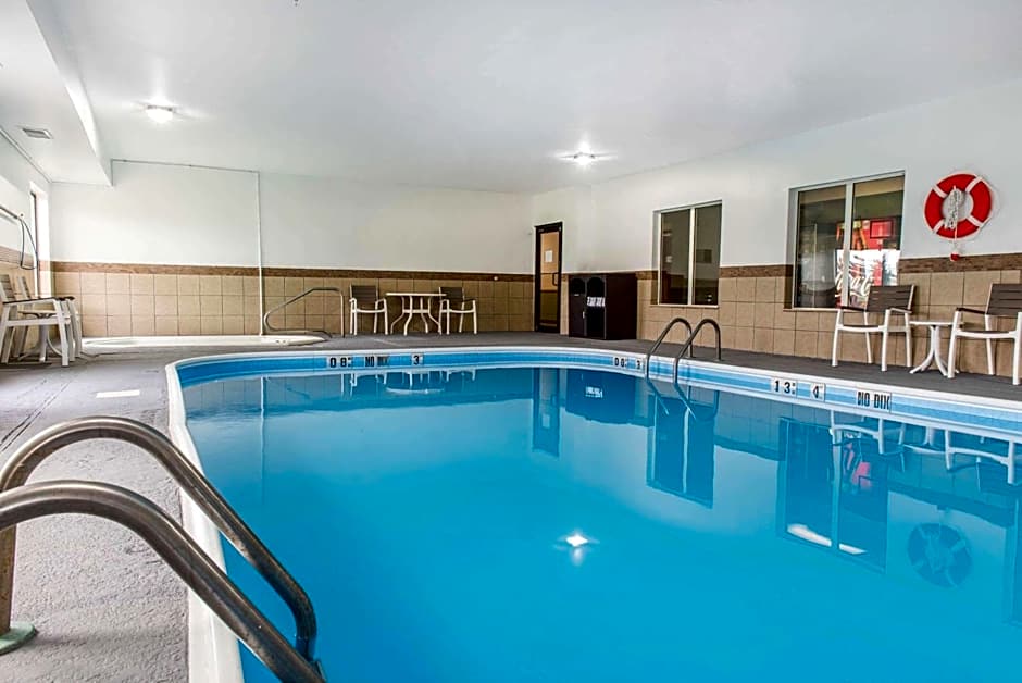 Quality Inn & Suites Anderson I-69