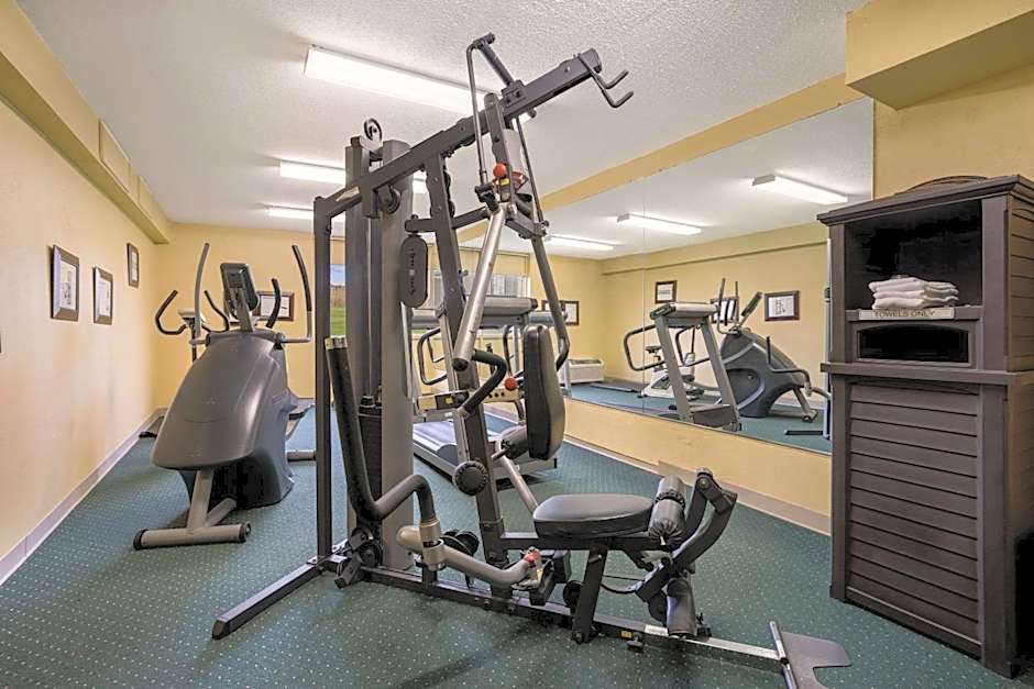 Quality Inn & Suites Syracuse Fairgrounds