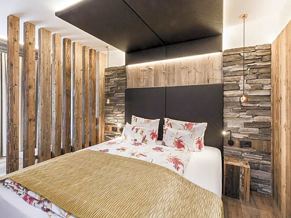 Hotel Tyrol