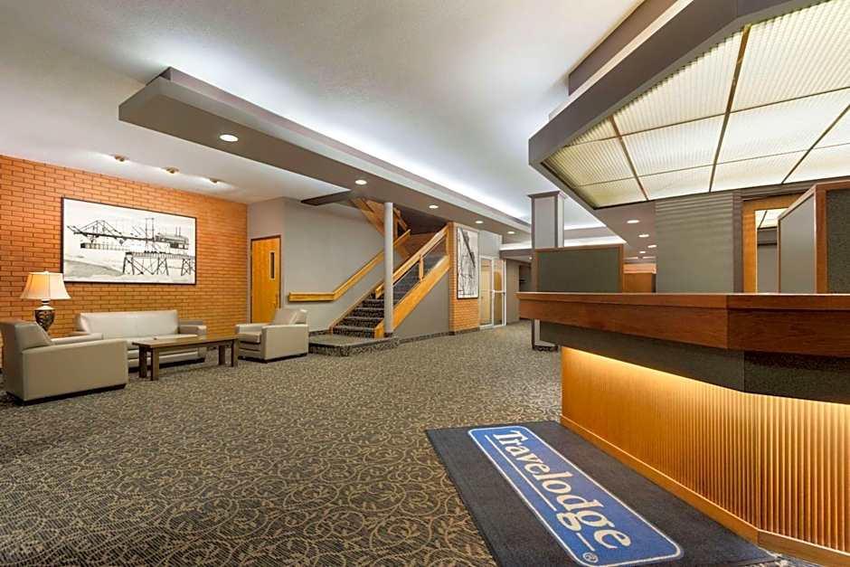 Travelodge by Wyndham Lethbridge