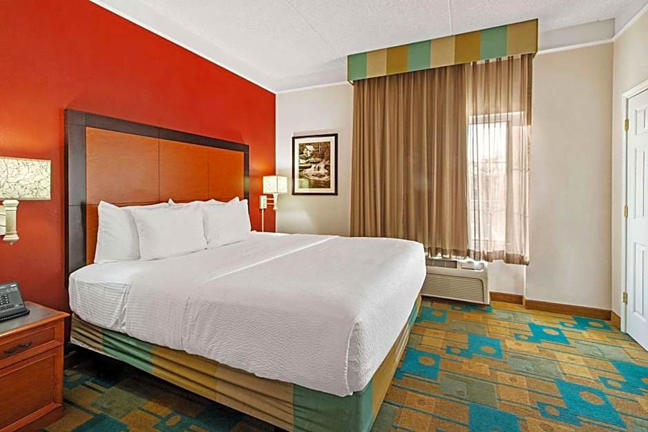 La Quinta Inn & Suites by Wyndham Albuquerque West