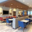 Holiday Inn Express & Suites Aurora By IHG