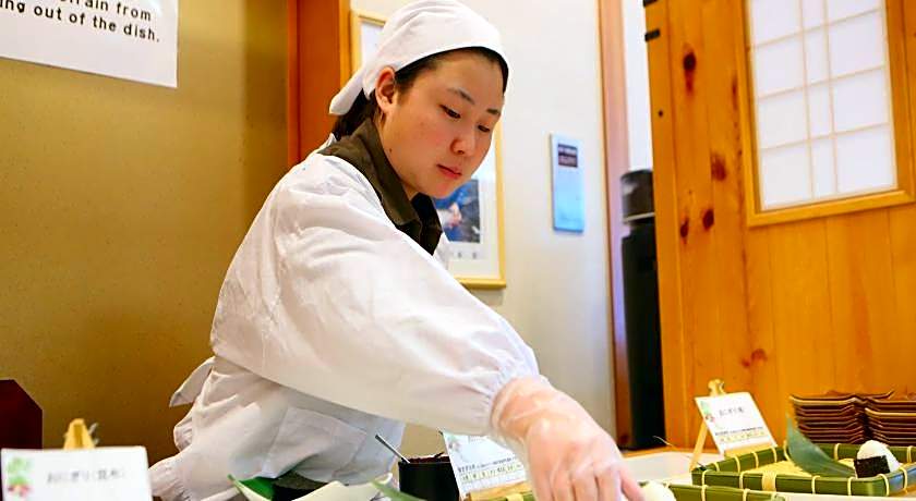 Manza Juraku All-inclusive Hotel