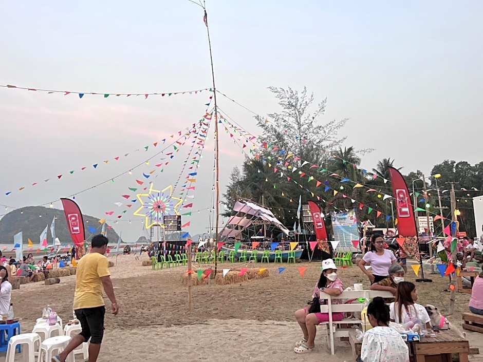 The Sea Condominium SeaView