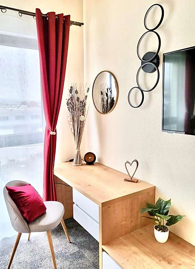 LikeDaheim Apartments