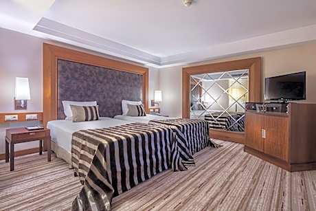 Standard Room Land View
