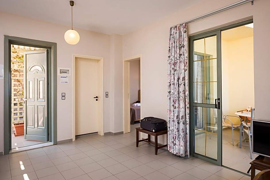 Mistrali Suites & Apartments