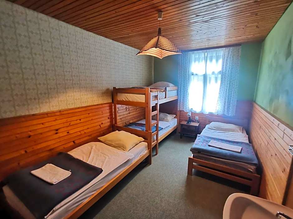 Hostel pod Voglom
