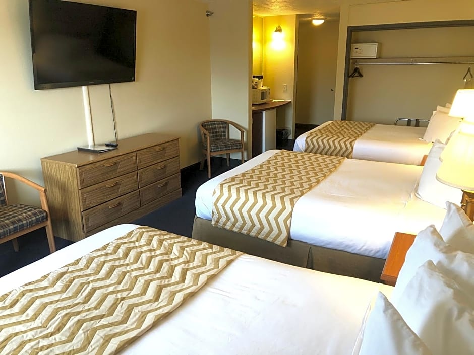 Travelodge by Wyndham Grand Island