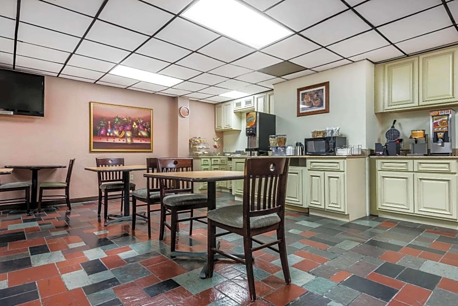 Quality Inn & Suites Binghamton Vestal