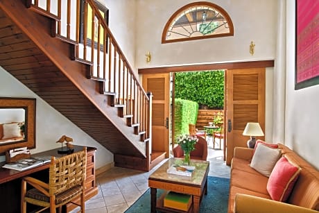 FAMILY CYPRIAN MAISONETTE WITH GARDEN VIEW