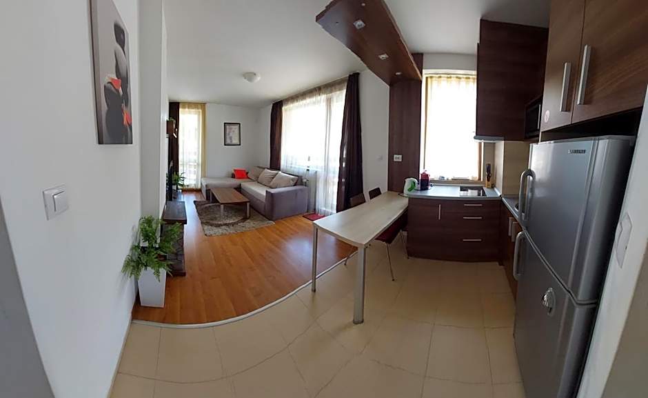 500м. от лифта Сладък дом в Белведере СПА комплекс