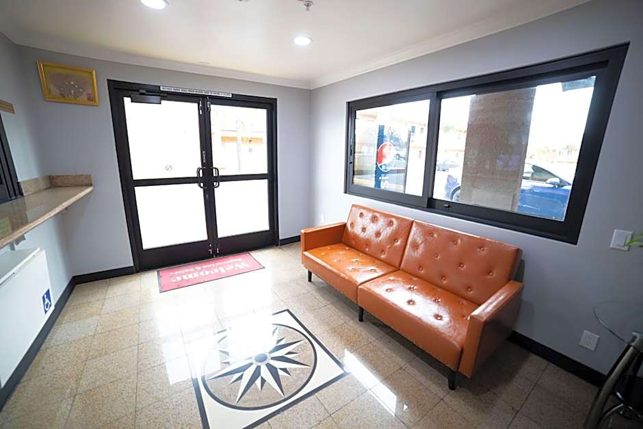 Express Inn & Suites