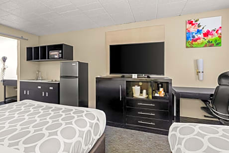 Standard Queen Room with Two Queen Beds