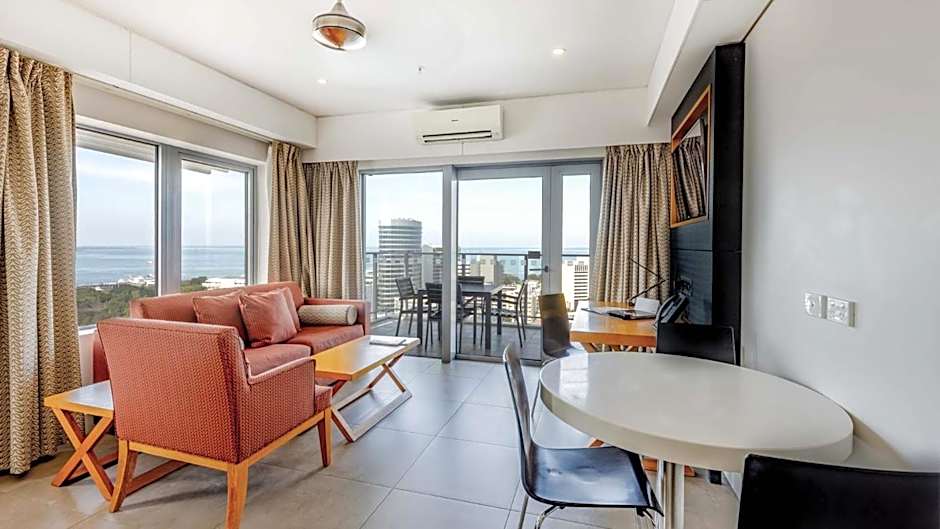 Oaks Darwin Elan Hotel