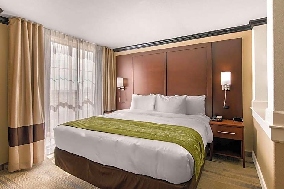 Comfort Suites Liberal North
