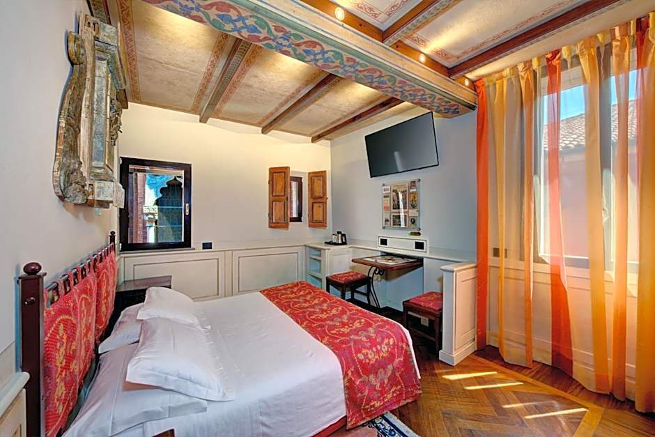 Art Hotel Commercianti