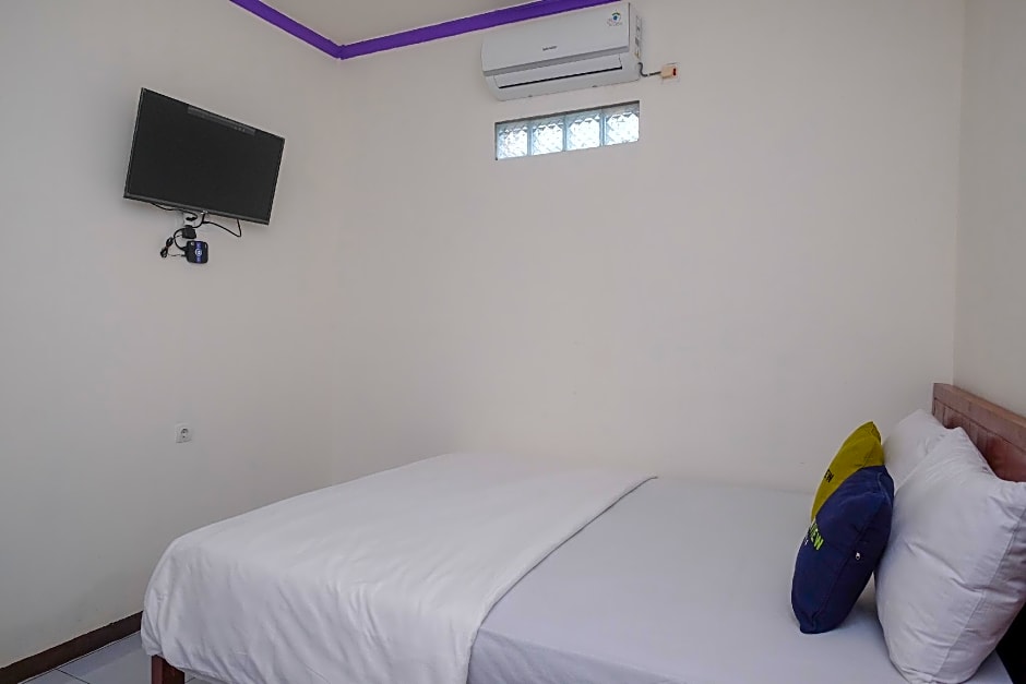 Urbanview Syariah Zidney 3 Salatiga by RedDoorz