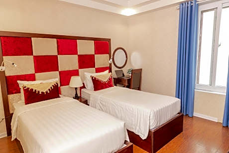 Double or Twin Room with City View