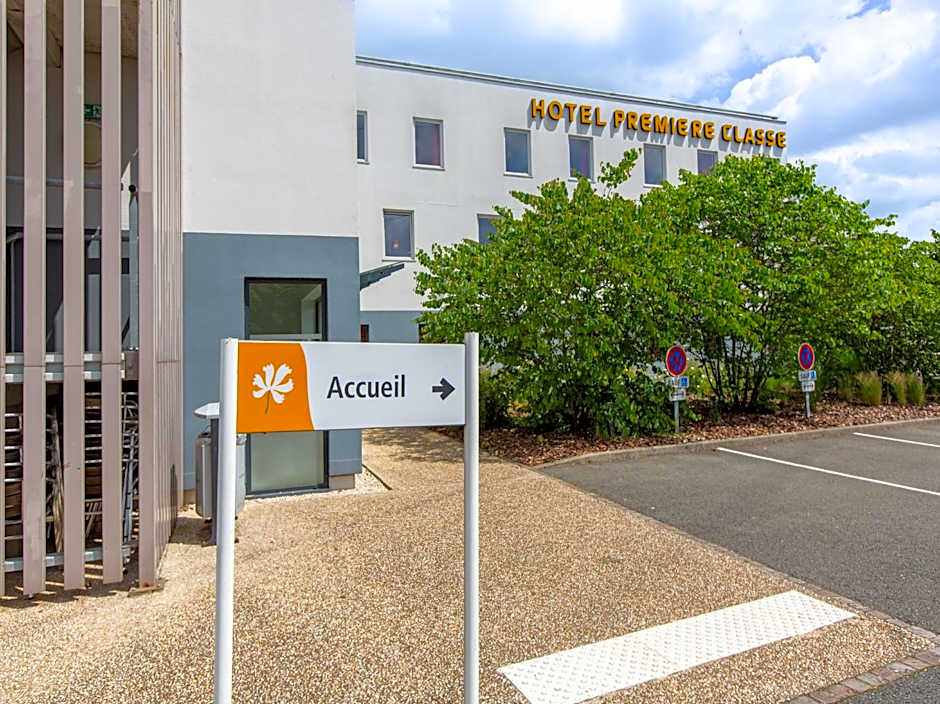 Première Classe Chartres Sud - Barjouville