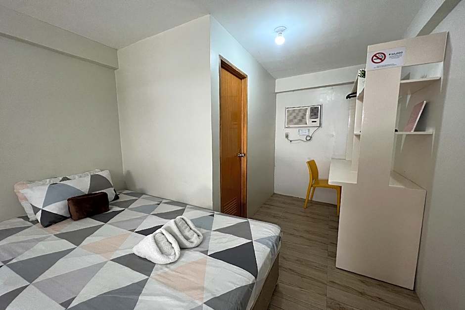 Happy Grey Hotel Vigan