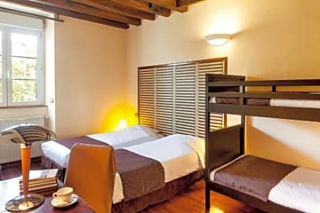 Quadruple Room with Shower