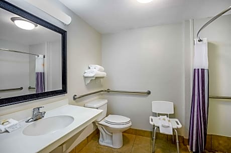 2 Double Beds Mobility Accessible Room