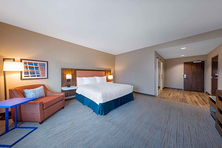 Hampton Inn By Hilton Kansas City Southeast, MO