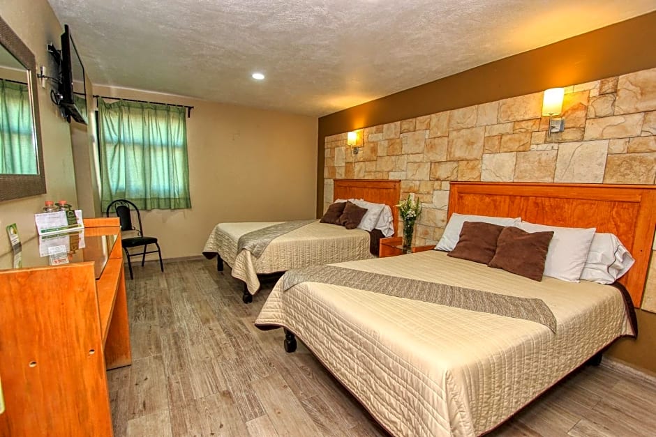 Hotel Mansion del Cantador